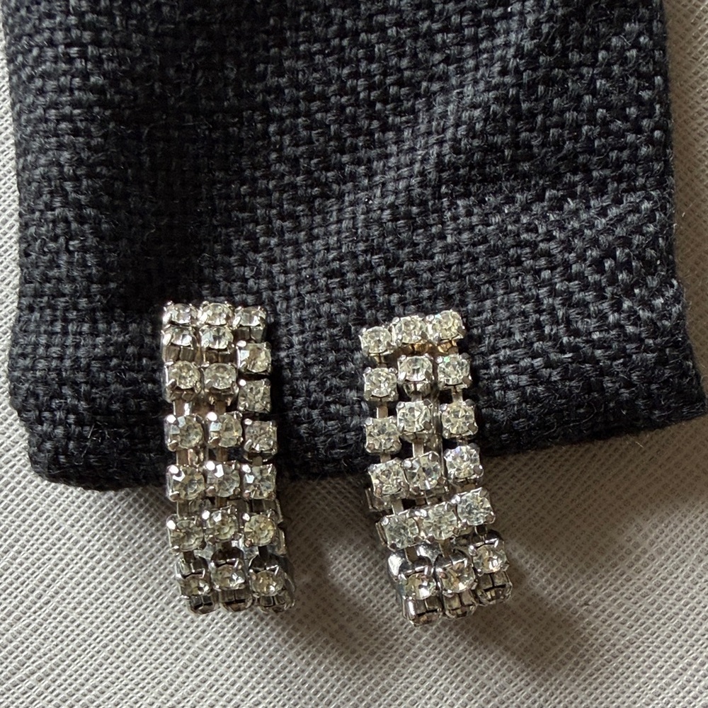 Vintage Silver Crystal Statement Earrings - Sparkling Rhinestone Clip-Ons